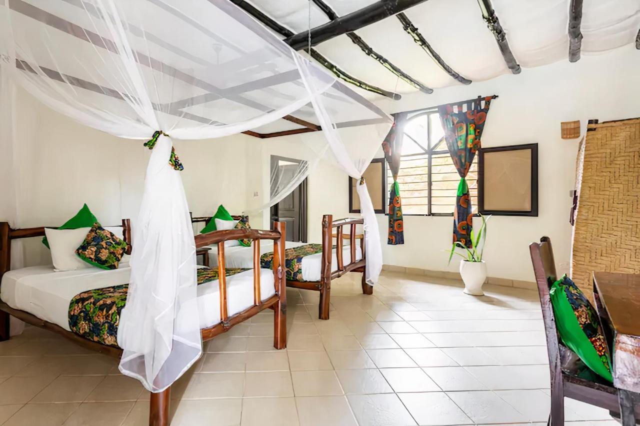 مبيت وإفطار شاطئ دياني Zarafa House المظهر الخارجي الصورة