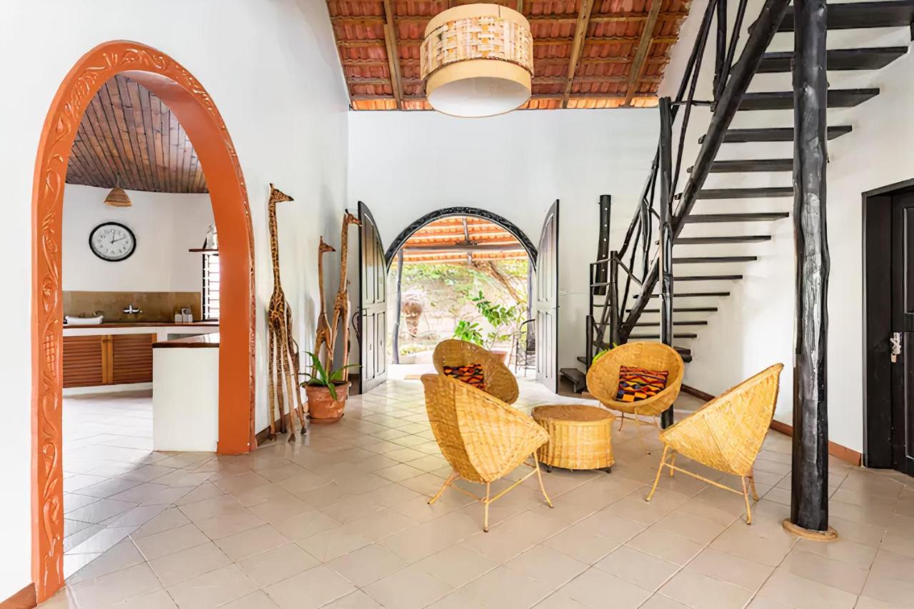 مبيت وإفطار شاطئ دياني Zarafa House المظهر الخارجي الصورة